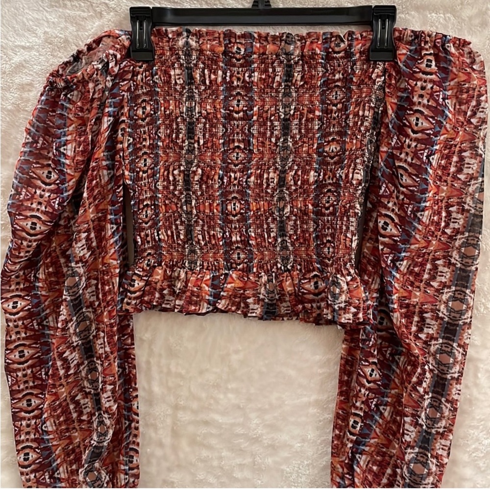 Patterned off the shoulder crop